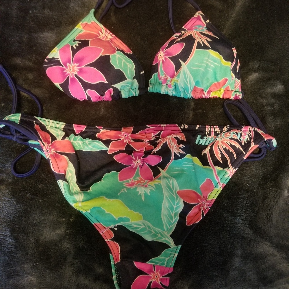 Billabong bathing suit